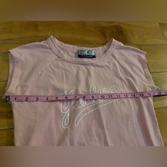 G-111 Sports by Carl Banks Cooperstown Collection Pink NLB Yankees T-Shirt - Picture 8 of 10